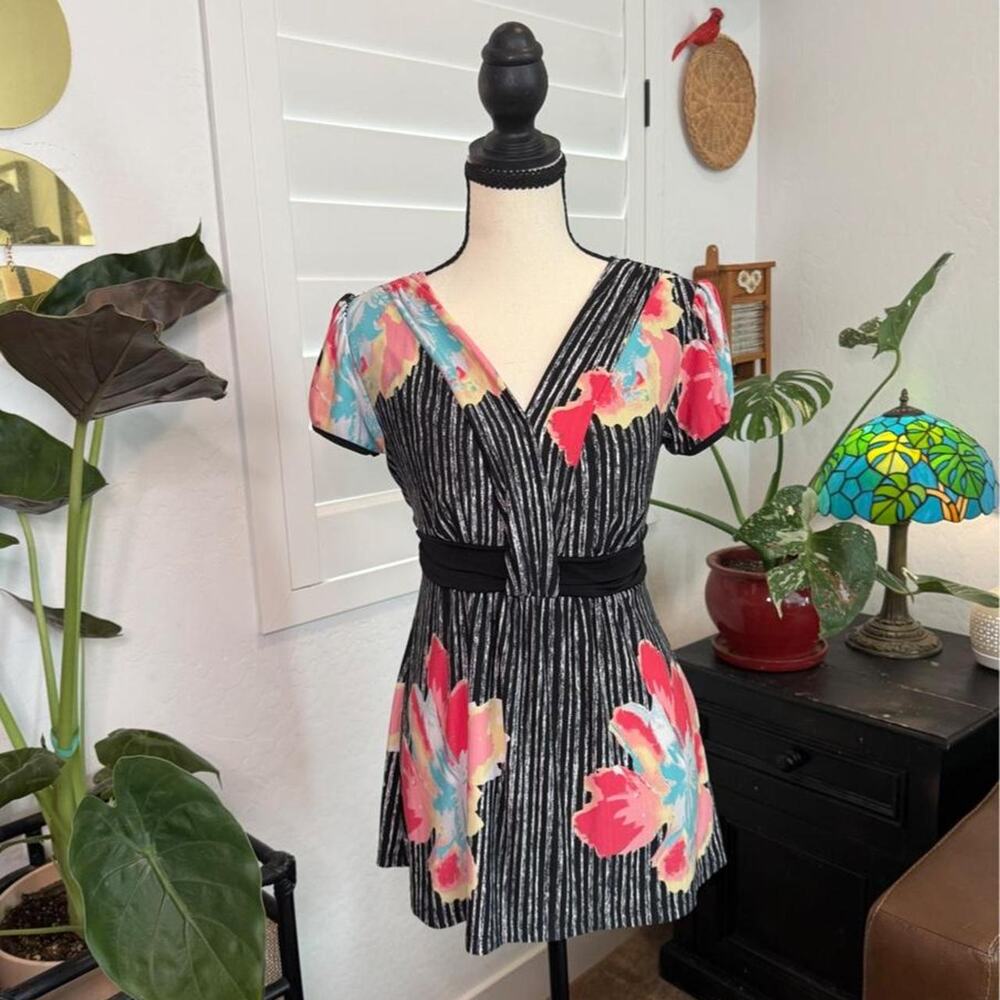 Y2K Floral Striped Wrap Tie Waist Top Medium